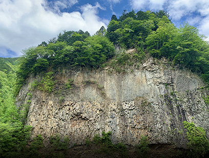 岩立峡