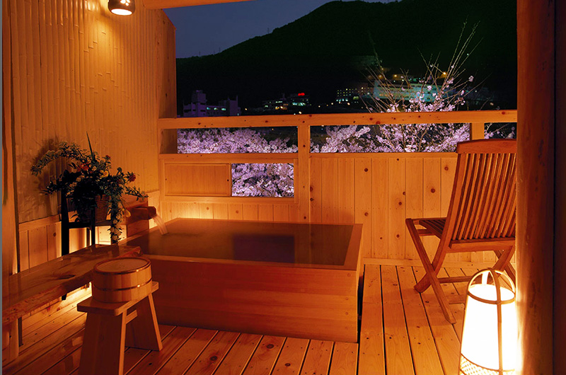 gero onsen night