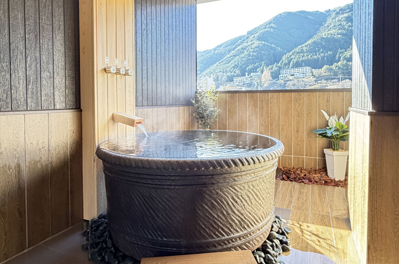 山形屋の貸切露天風呂「香風」