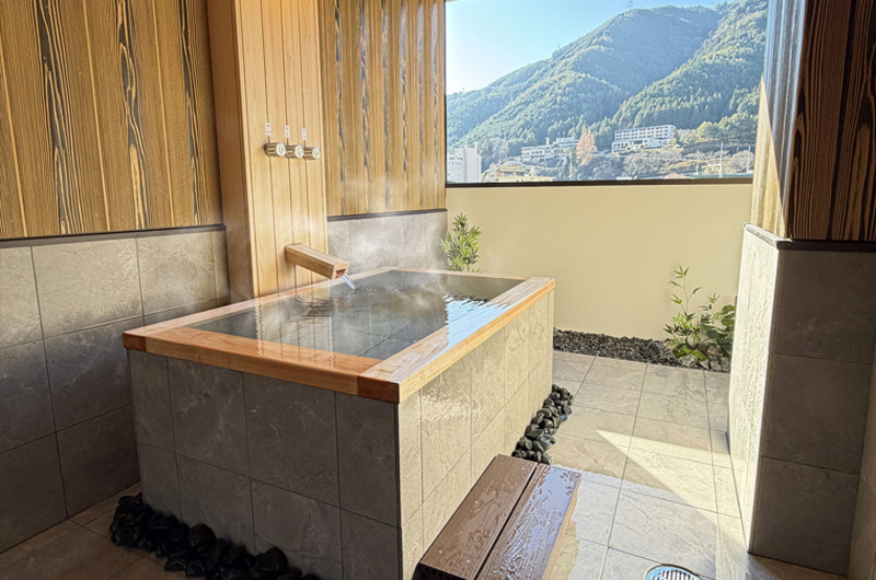 山形屋の貸切露天風呂「雪月花」